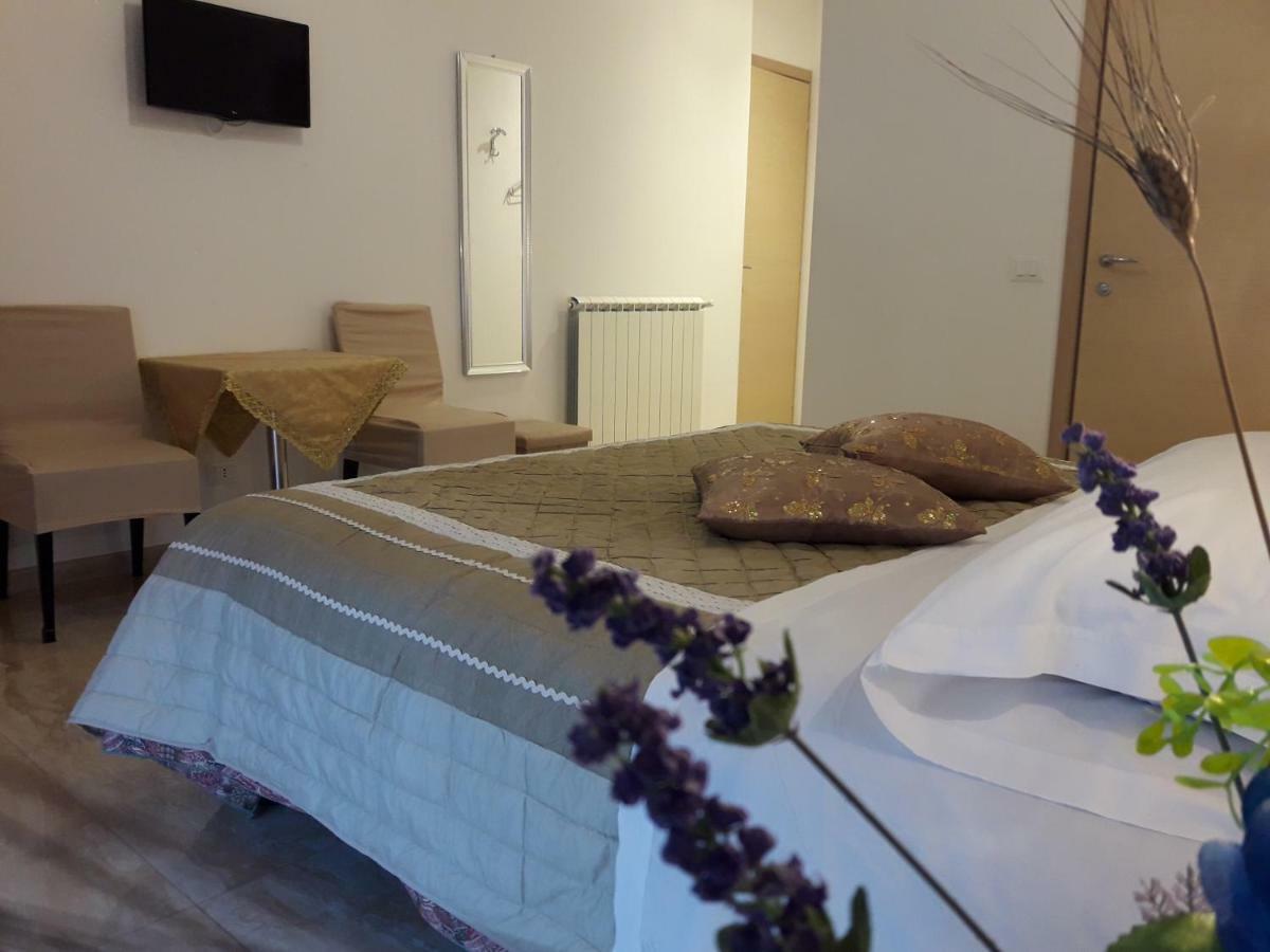 Affittacamere Sorrento Ventimiglia Zewnętrze zdjęcie