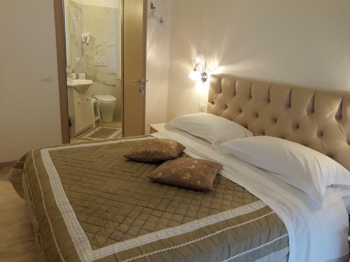 Affittacamere Sorrento Ventimiglia Zewnętrze zdjęcie