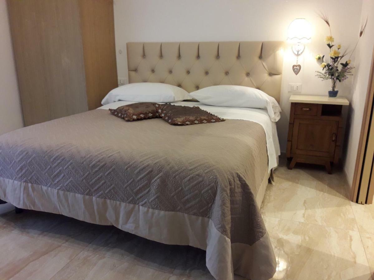 Affittacamere Sorrento Ventimiglia Zewnętrze zdjęcie